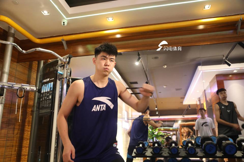 训练