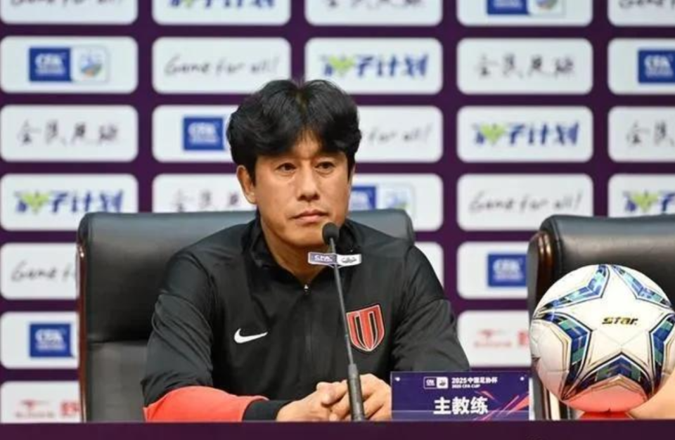 严峻的五主, 名球队之间, 有限