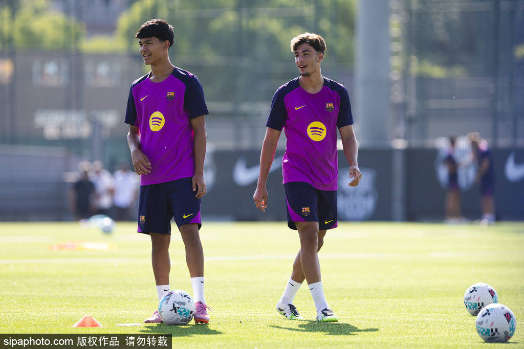 赛季中继续, 们在赛场上, 做好充分准 赛季中继续, 们在赛场上, 做好充分准