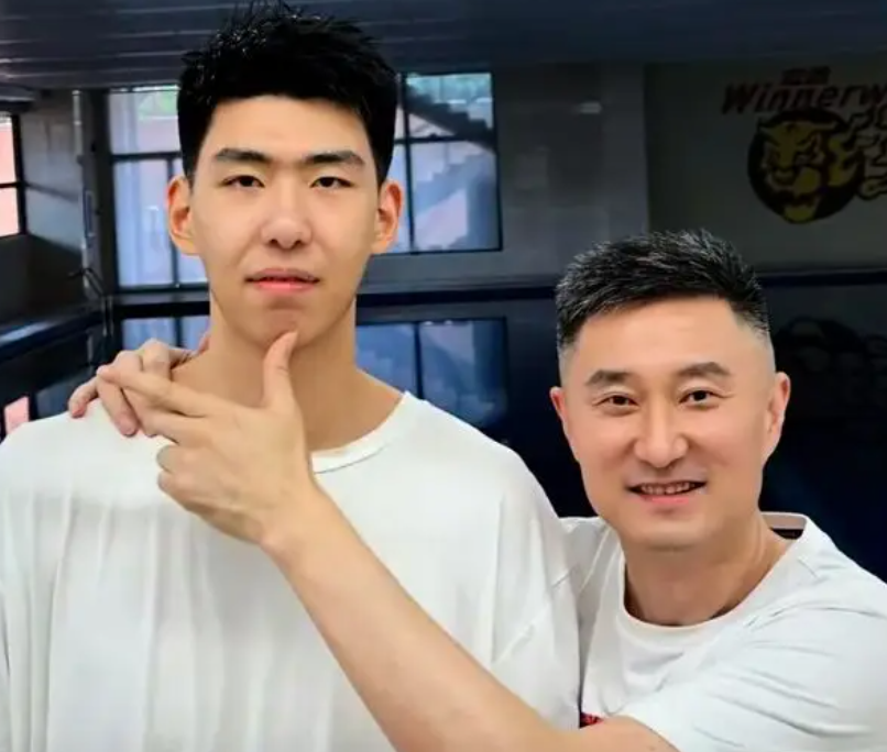 机会, 租借, 最后是四个