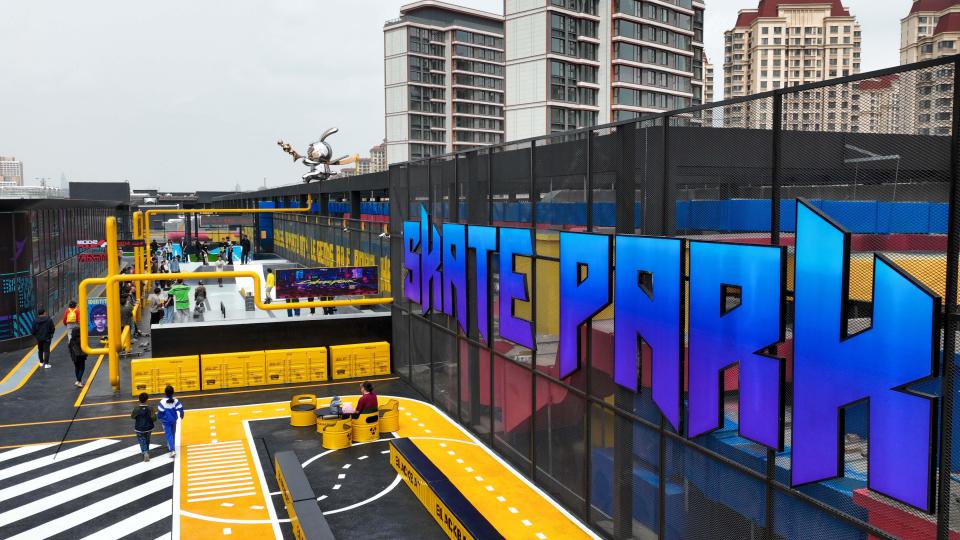 mQXNY, om, om mQXNY, om, om